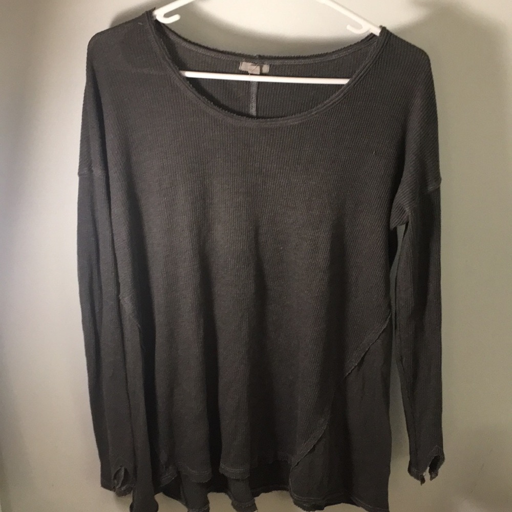 Dark grey comfortable waffle shirt